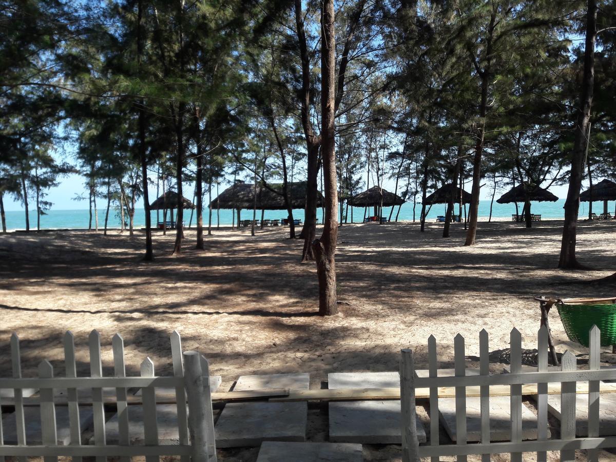 The Beach House Resort Хочам Экстерьер фото