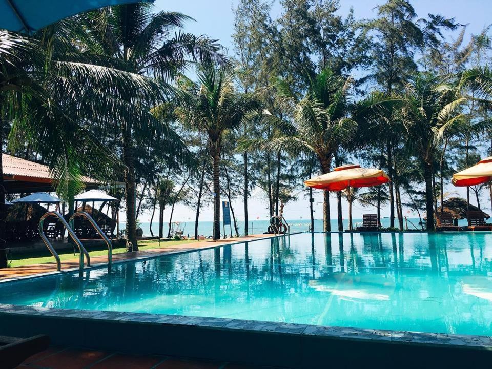 The Beach House Resort Хочам Экстерьер фото